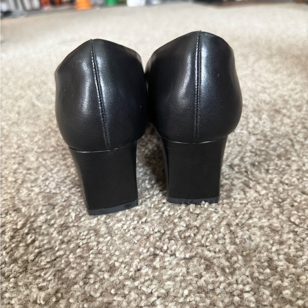 Dream Pairs Black Flats - Picture 2 of 8